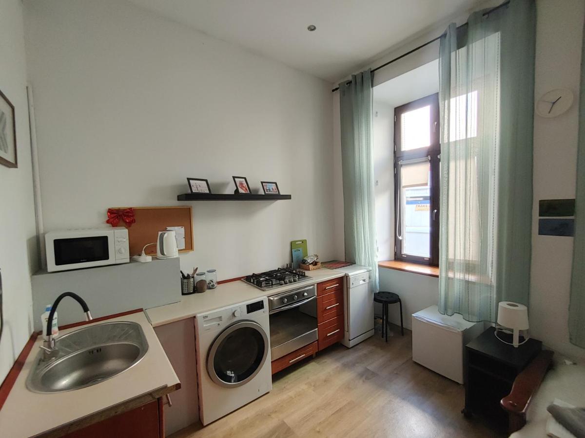 Umbrella Guest Rooms Краков Экстерьер фото
